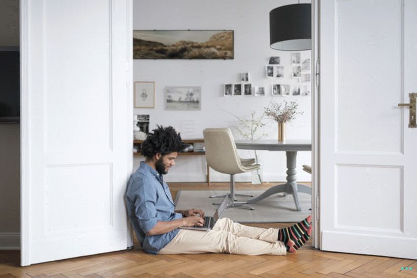 Los estadounidenses se quedan en casa, transmiten videos y usan menos energía por eso